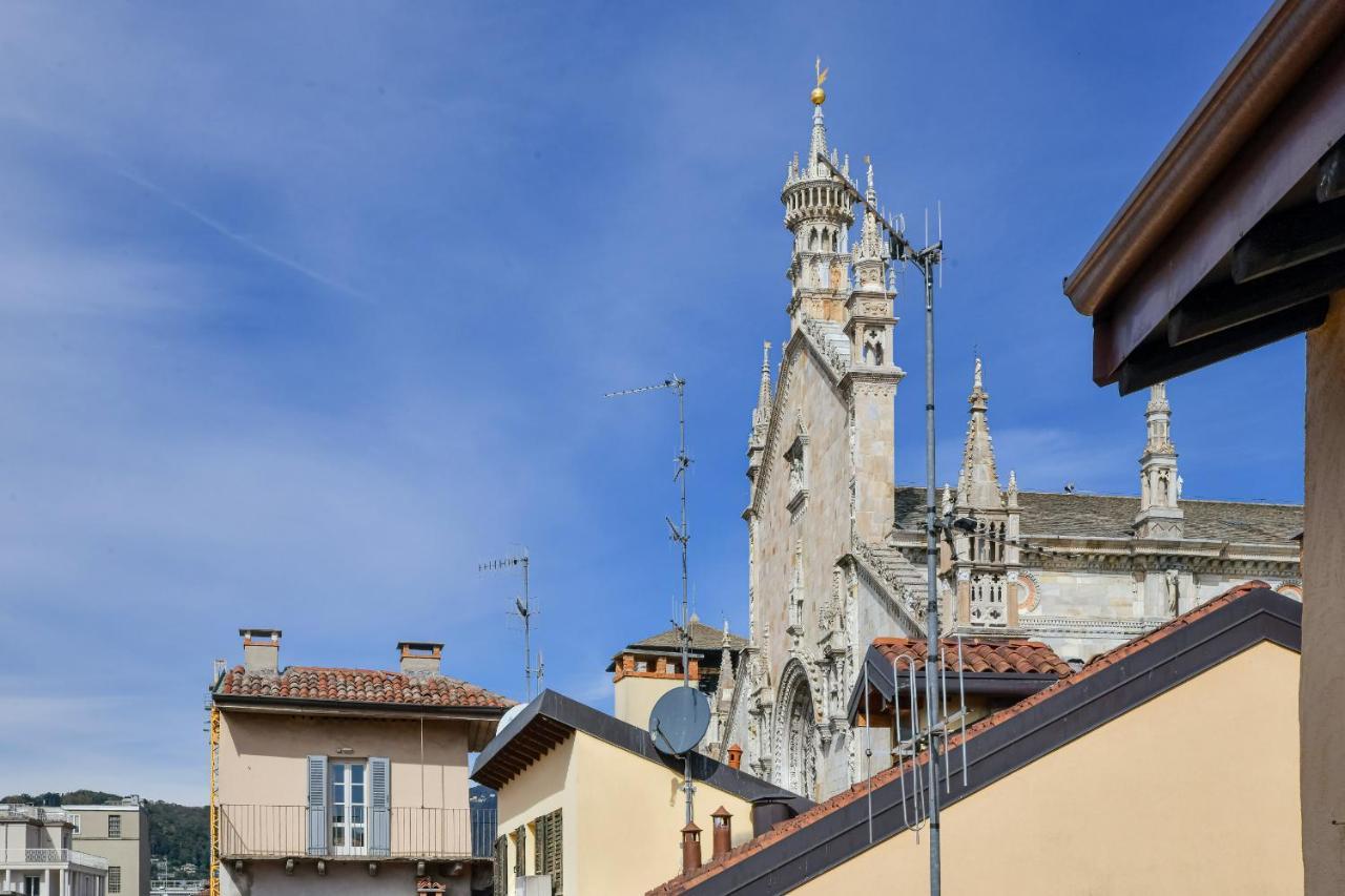 House Of Glass Cathedral View - The House Of Travelers Como Exteriér fotografie